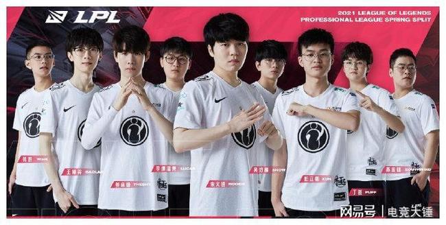 在同一舞台 在同一舞台