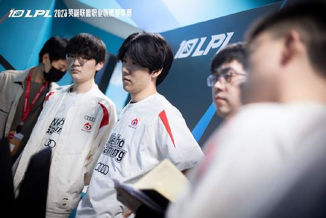 身热潮的持 身热潮的持